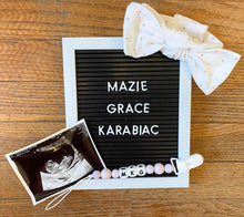 Load image into Gallery viewer, Custom Name Clip