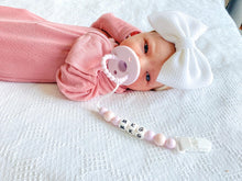 Load image into Gallery viewer, Custom Name Clip